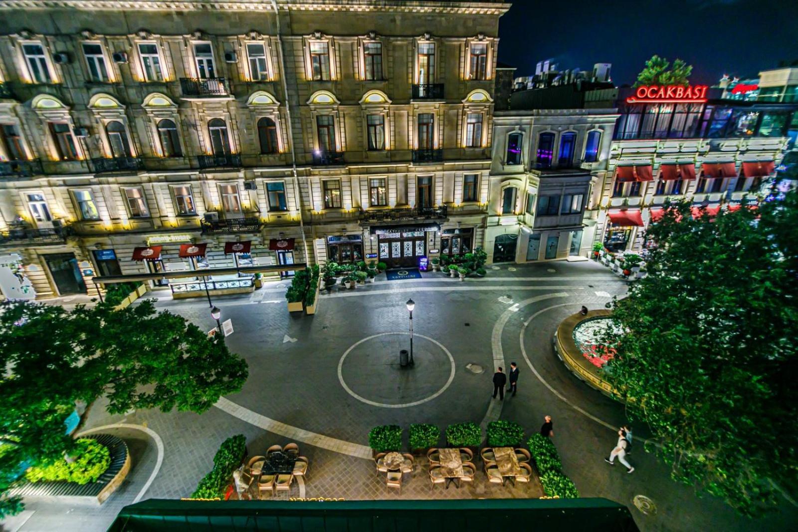 M Estate 1 Room Targovu Baku Exterior photo