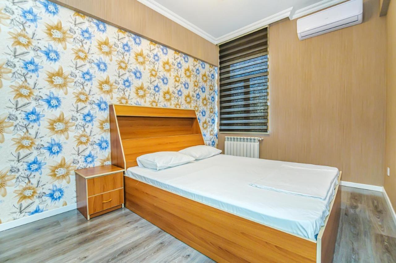 M Estate 1 Room Targovu Baku Exterior photo