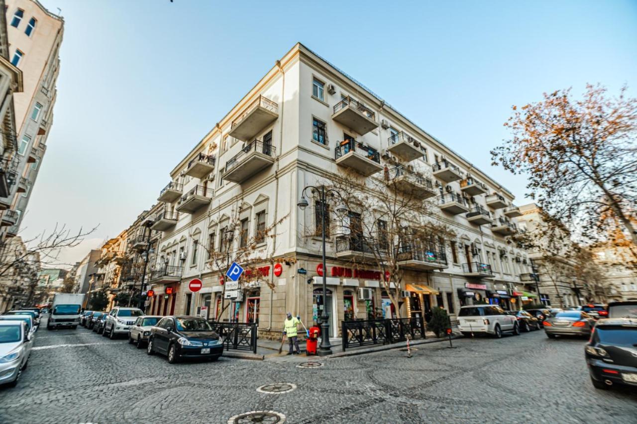 M Estate 1 Room Targovu Baku Exterior photo