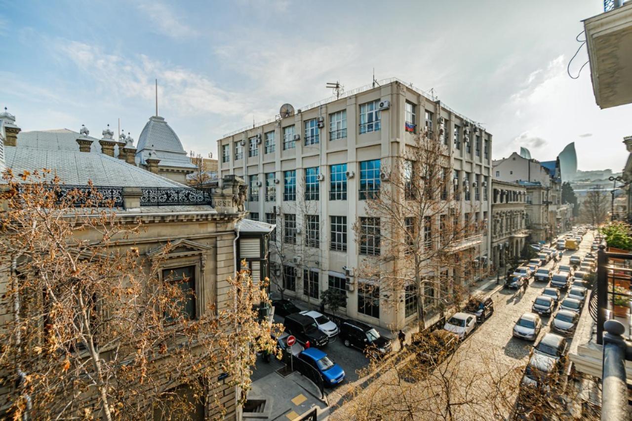 M Estate 1 Room Targovu Baku Exterior photo